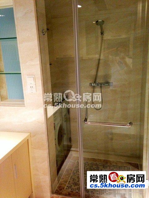 超好的地段可直接入住世茂75号公馆2000元1室1厅