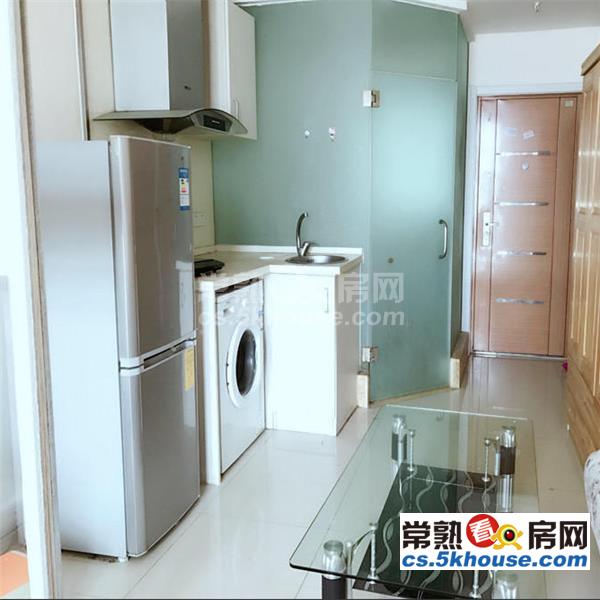 中南锦城 一室厅 精装修 全新家电 拎包住 包物业 看房方便 急租