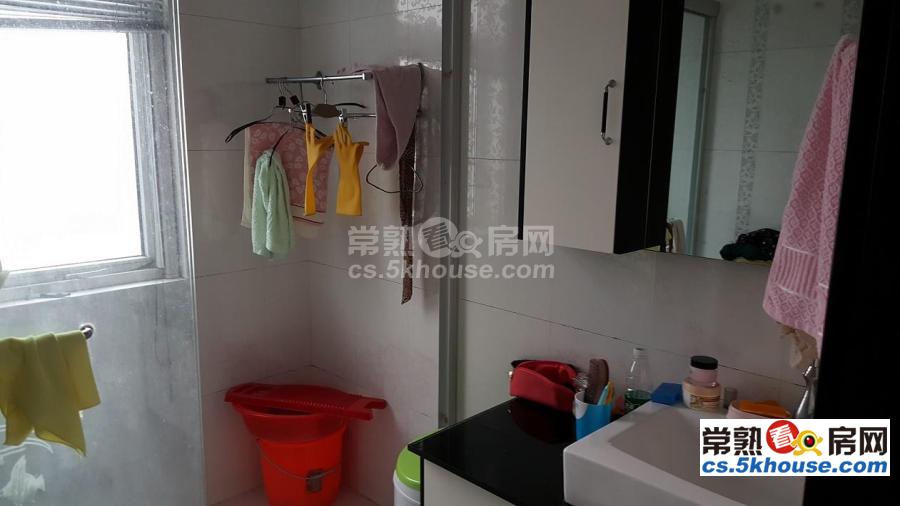 常熟老街 2300元/月 2室2厅1卫 简单装修 家电全齐大型花园社区