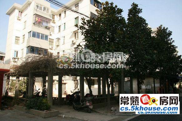 五星四区精装黄金楼层2房2厅1卫62平142万
