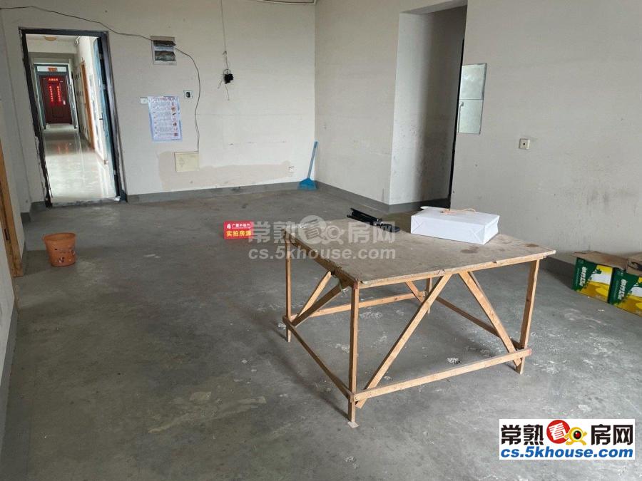 首付25万湖畔西边套湖景房 满2有可 169万有钥匙