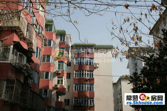 海枫公寓简装 3楼 2300/月 拎包入住
