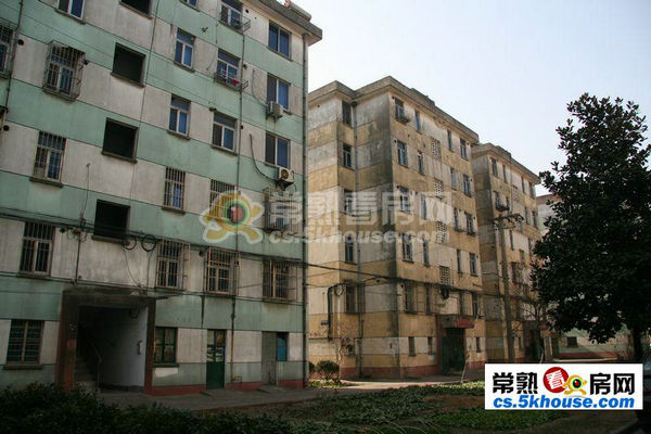 漕泾六区115平精装三房2800每月   家具家电全