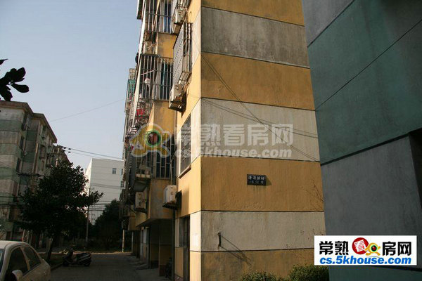 漕泾六区115平精装三房2800每月   家具家电全