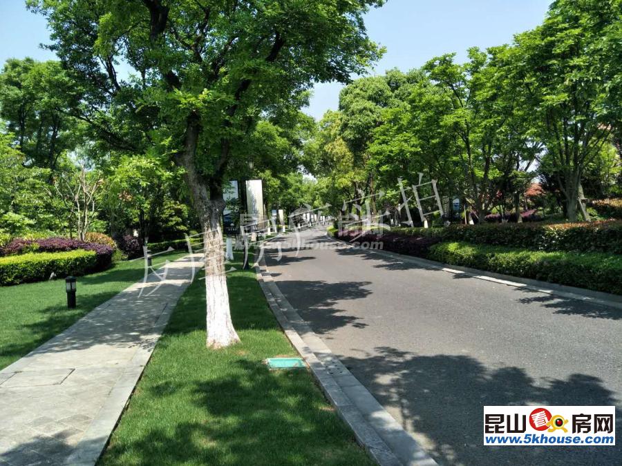 急售时代御湖合院,朝南花园200平,双车位,位置好,视野开阔