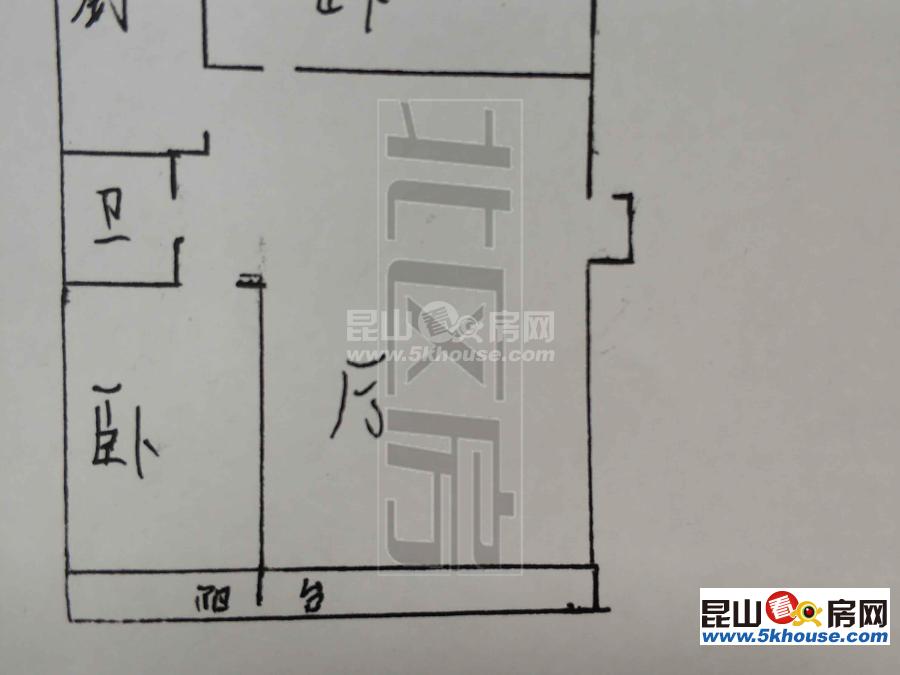 更樓新苑 2200元月 2室2廳1衛(wèi),2室2廳1衛(wèi) 簡(jiǎn)單裝修 便宜出租,適合附近上班族