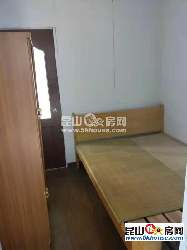 常发香城湾1600元月2室2厅1卫简单装修,没有压力的居住地