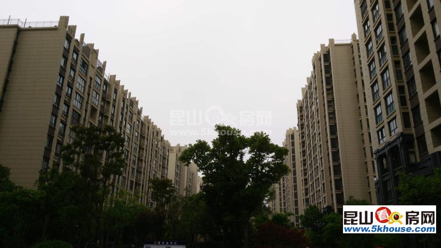 首创昆山奥特莱斯一层旺铺出租 餐饮设备连带转让出租 抓住机会啦