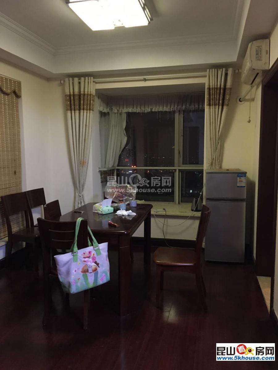 蝶湖湾一期精装大三房 观景楼层 3室2厅2卫 保养如图,直接入住抄底价