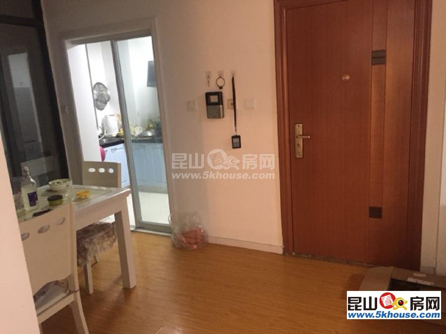 上海裕花园 2400元月 2室1厅1卫,2室1厅1卫 精装修 ,家具家电齐全,急租