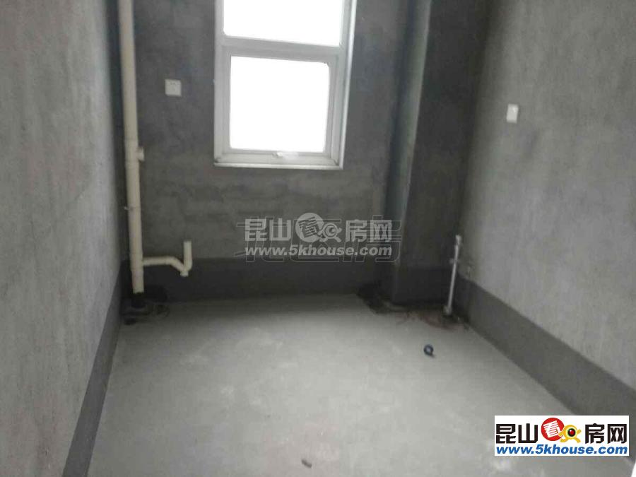 居家花園小區, 森隆滿園森鄰里 115萬 3室2廳1衛 毛坯 ,業主急賣此房