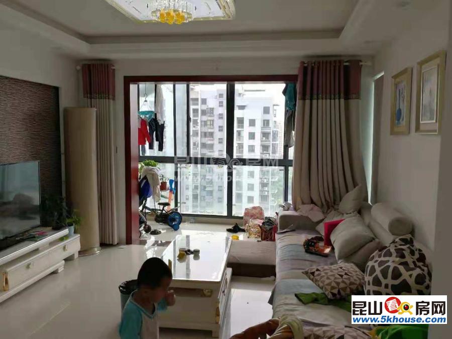 超好的地段,升值潜力大,汉城国际 108万 2室2厅1卫 精装修