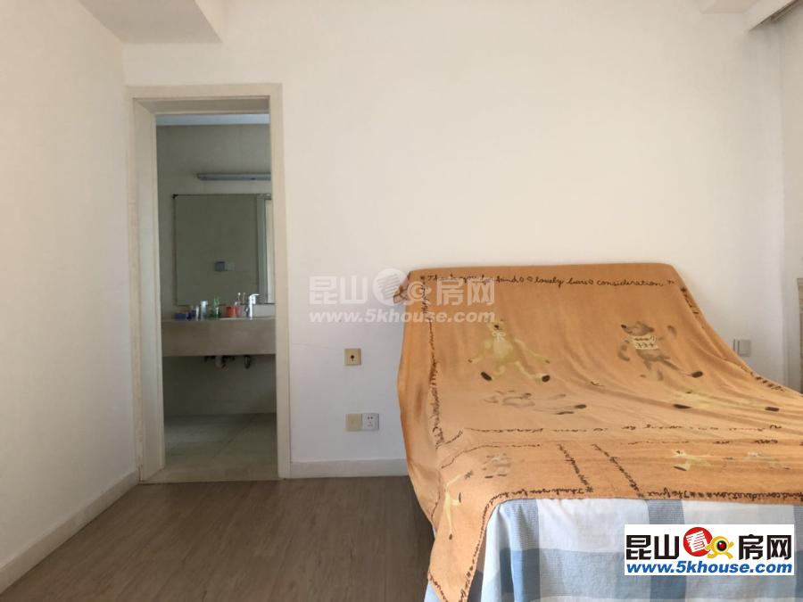 淀山湖,淀湖桃源(中装别墅)急售(仅250万)随时看房