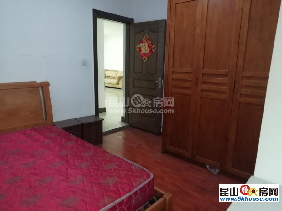 时代名苑 93万 2室1厅1卫 精装修 超好的地段,住家舒适