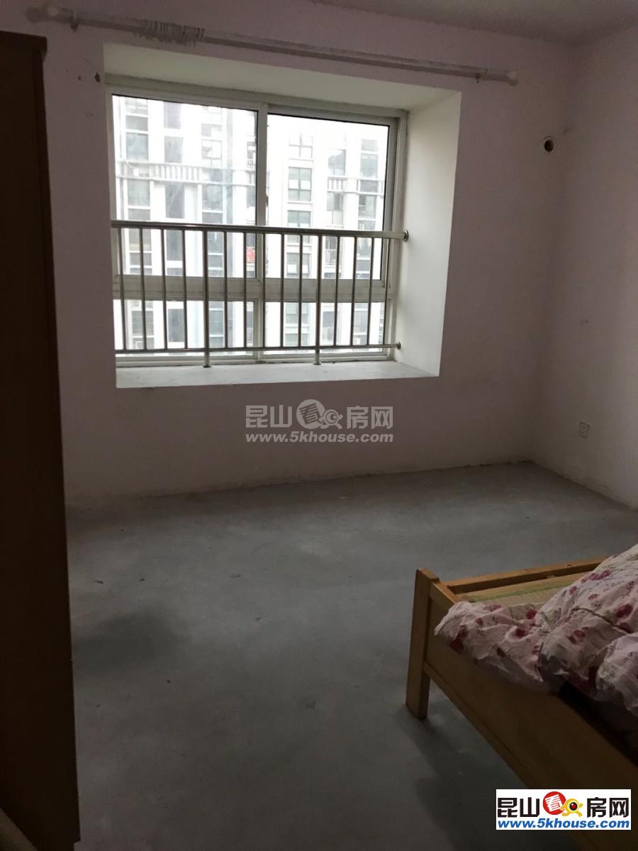 丽水湾 2房 售价67万随时可以看房