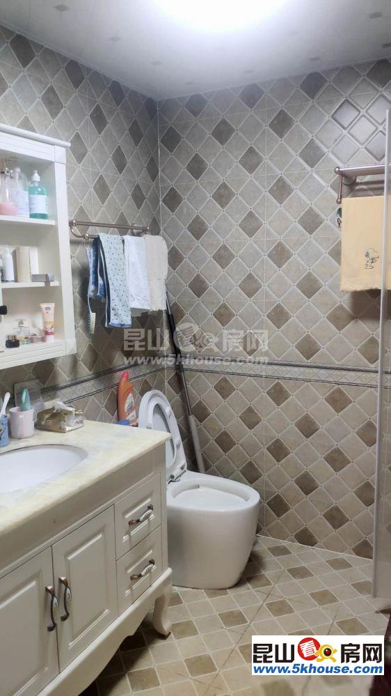 碧悦湾,边套2房,南北通透,满2豪装25万,居家自住看房随时