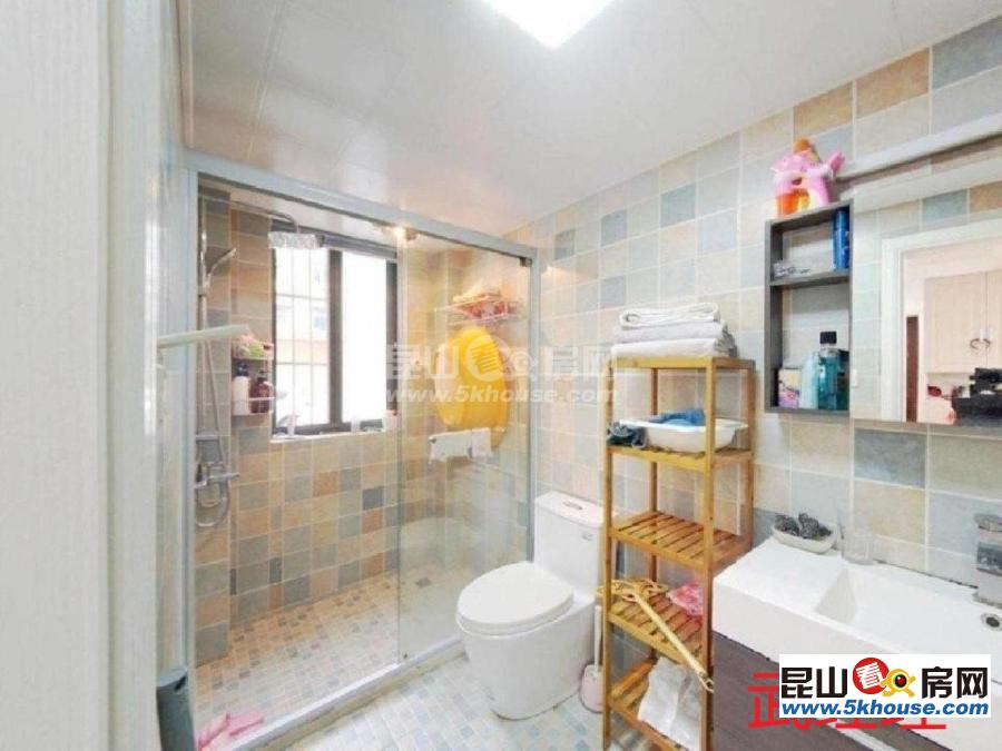 花桥 s1地铁口0距离 精装修 诚心出售 价格可谈