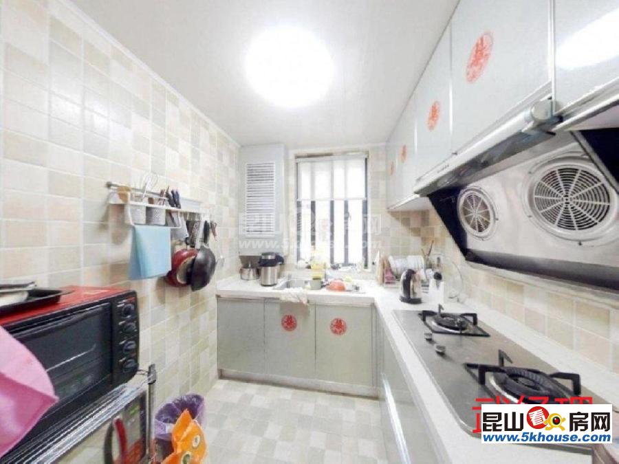 花桥 s1地铁口0距离 精装修 诚心出售 价格可谈