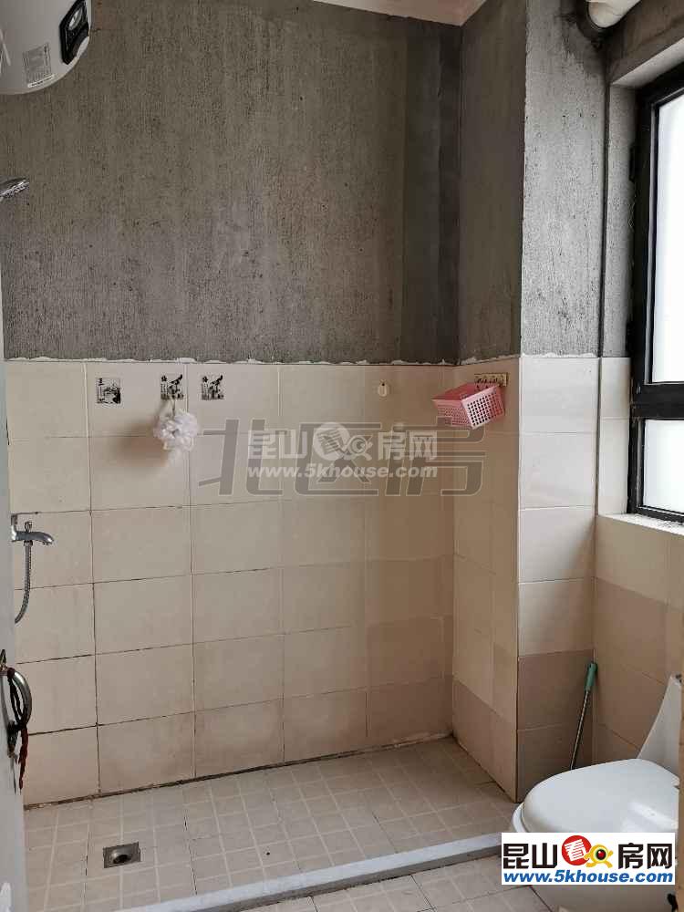 世茂东壹号 176万 3室2厅1卫 毛坯 诚售好房不等人,抓紧时间下手
