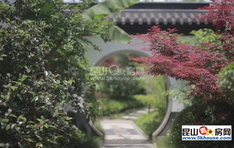 绿地21城a区 405万 5室3厅3卫 精装修 ,大型社区,居家首选