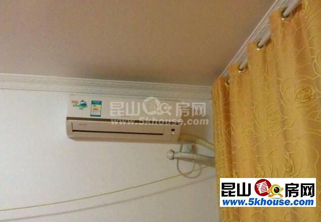 中等裝修 家電家具齊全 拎包入住 房東急租