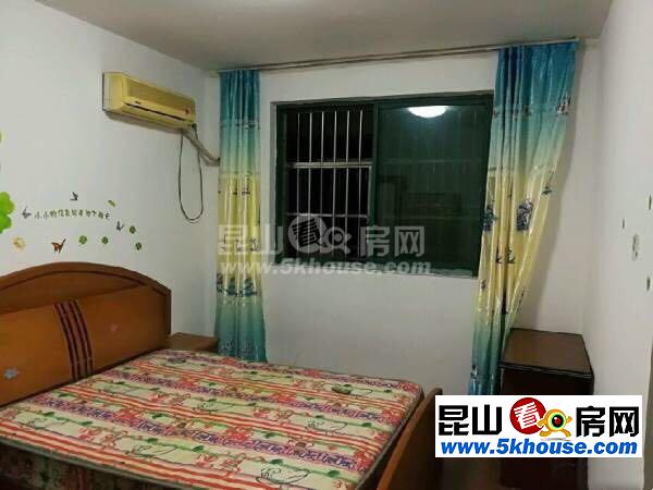 四季华城 3000元月 3室2厅2卫 精装修 ,业主诚心出租