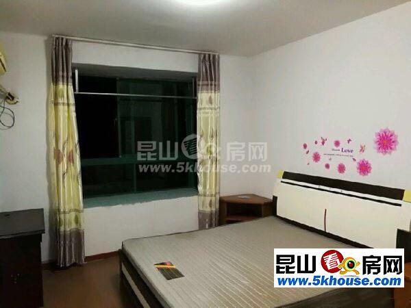 四季华城 3000元月 3室2厅2卫 精装修 ,业主诚心出租