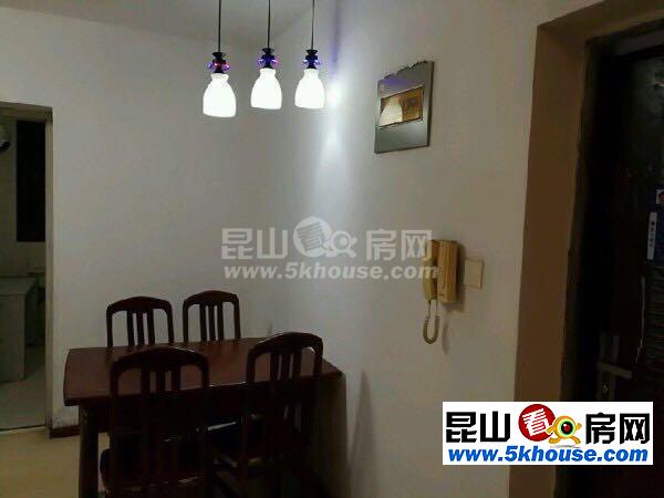 四季华城 3000元月 3室2厅2卫 精装修 ,业主诚心出租