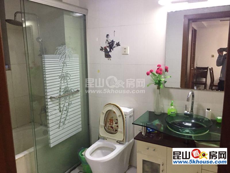 好房超级抢手出租,上海星城 1700元月 2室2厅1卫 精装修