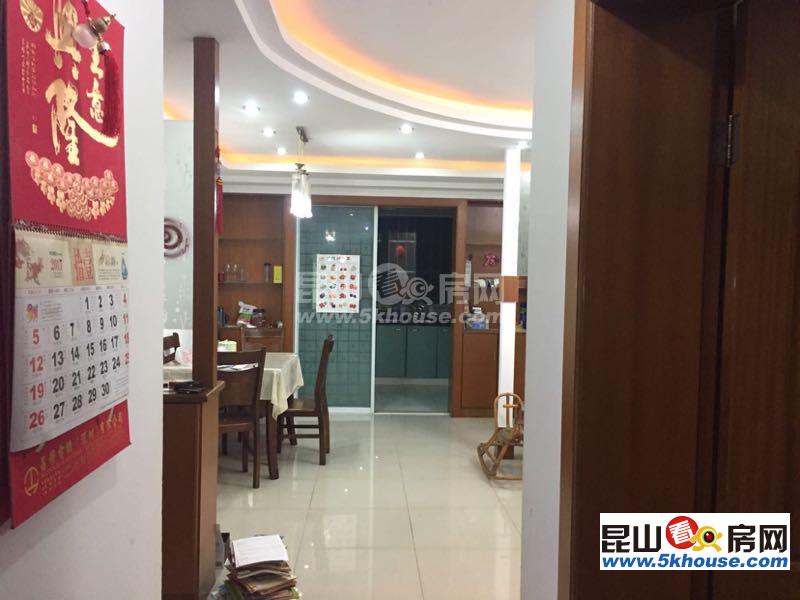 好房超级抢手出租,上海星城 1700元月 2室2厅1卫 精装修