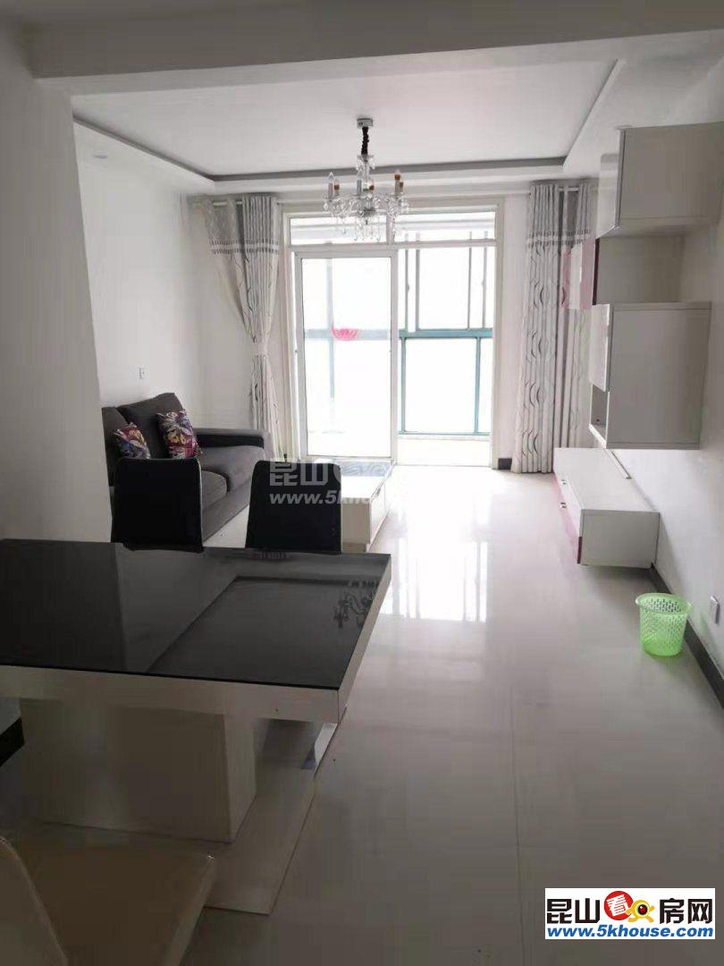 汉城国际两室两厅出租,保养如新,看房方便