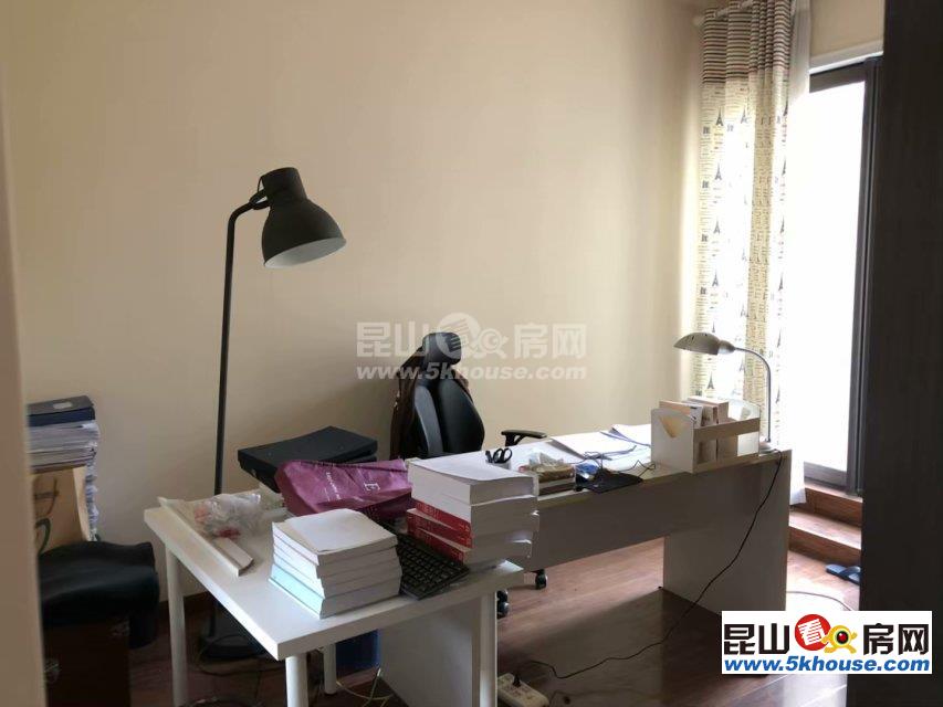 富力湾 双拼小户型 南送车位 带露台 花园大 急售