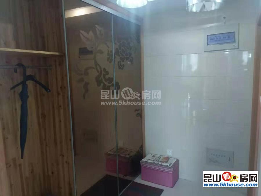 佑林泰極 80萬 1室1廳1衛(wèi) 精裝修 成熟社區(qū),交通便利,有鑰匙