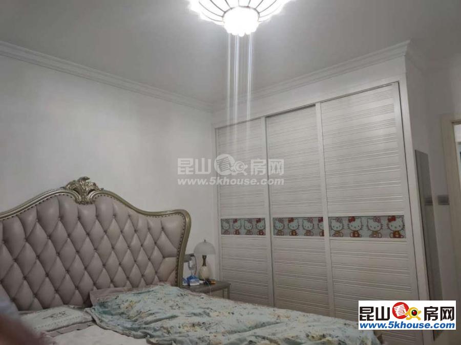 业主抛售,笋盘便宜,碧悦湾 130万 2室2厅1卫 精装,带车位