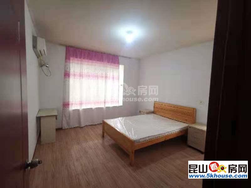 馨悦家园 1700元月 2室2厅1卫,2室2厅1卫 简单装修 全套高档家私电,设施完善