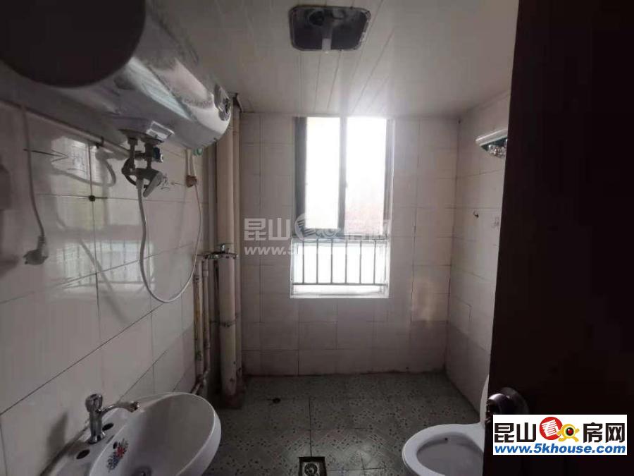 馨悦家园 1700元月 2室2厅1卫,2室2厅1卫 简单装修 全套高档家私电,设施完善