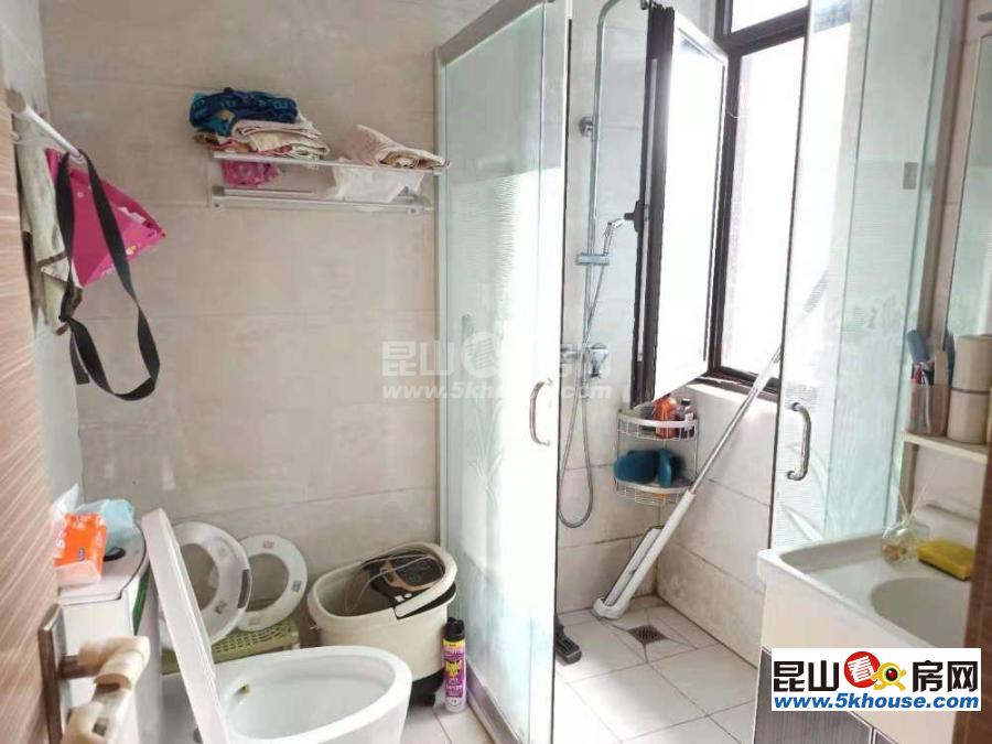 超好的地段,升值潛力大,農房英倫尊邸 151萬 3室2廳1衛 精裝修