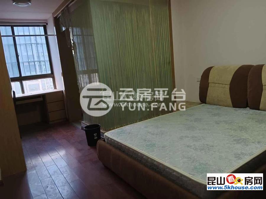 超大露臺 三面大樓臺 濱江麗景 稀缺在售 得房率高 拎包入住 面積大 總價低