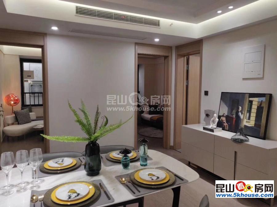 超大社区罕见户型,万科skypark雲璞 300万 3室2厅2卫 精装修