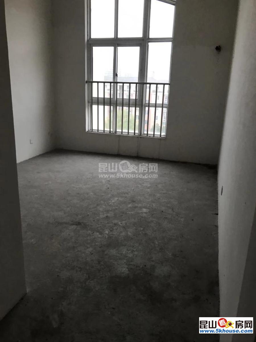 花家浜新村 223万 7室4厅3卫 毛坯 ,阔绰客厅,超大阳台,身份象征,价格堪比毛坯房