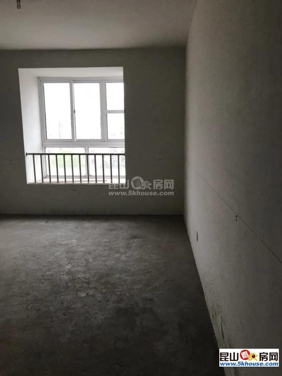 花家浜新村 223万 7室4厅3卫 毛坯 ,阔绰客厅,超大阳台,身份象征,价格堪比毛坯房