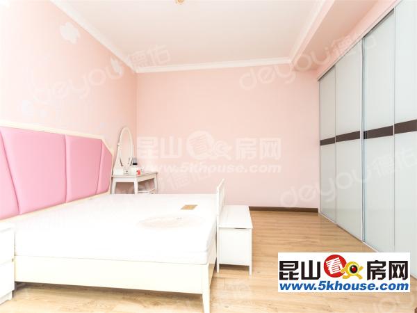 一流景觀,低密度花園,綠地21城e區 350萬 3室2廳3衛 精裝修
