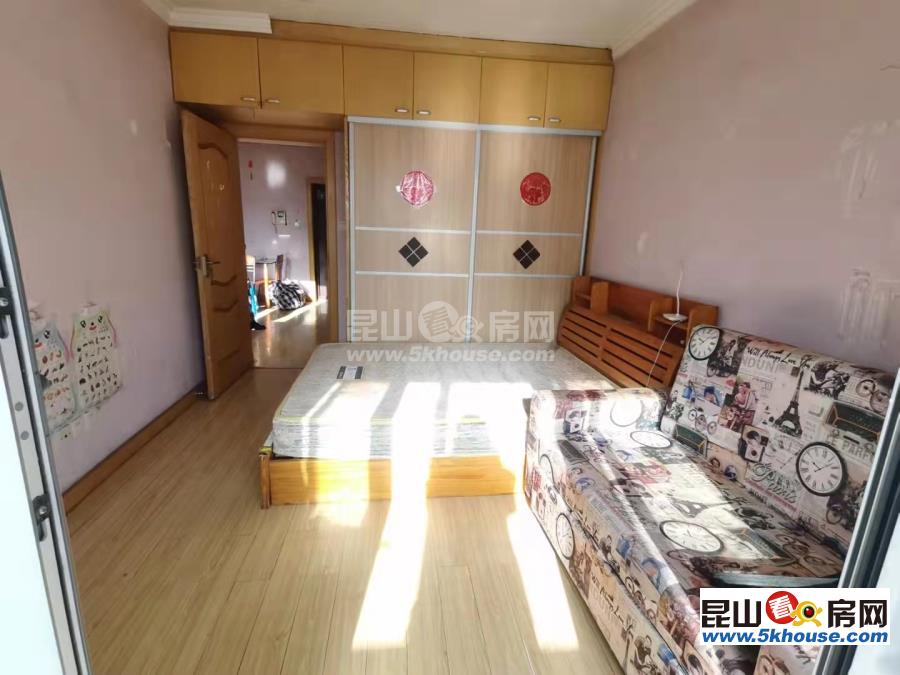 新城域花園 1750元月 1室1廳1衛,1室1廳1衛 精裝修 ,價格實惠,空房出租
