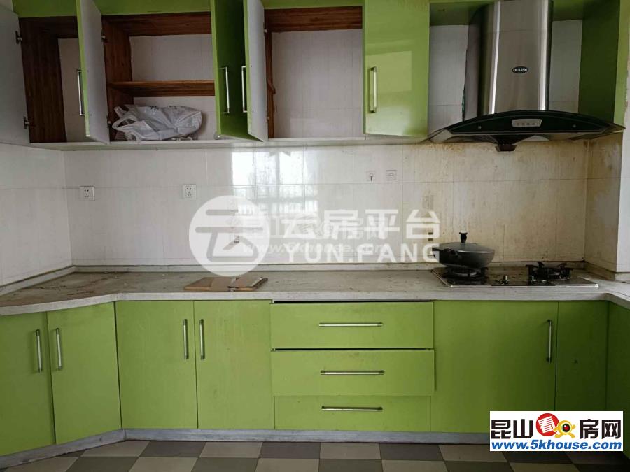 雍景灣東苑 4000元月 4室2廳2衛,4室2廳2衛 精裝修 ,依山傍水,風景優美