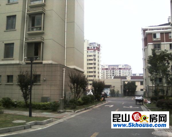 嘉和苑 180万 3室2厅2卫 精装修 格局极好,看房随时