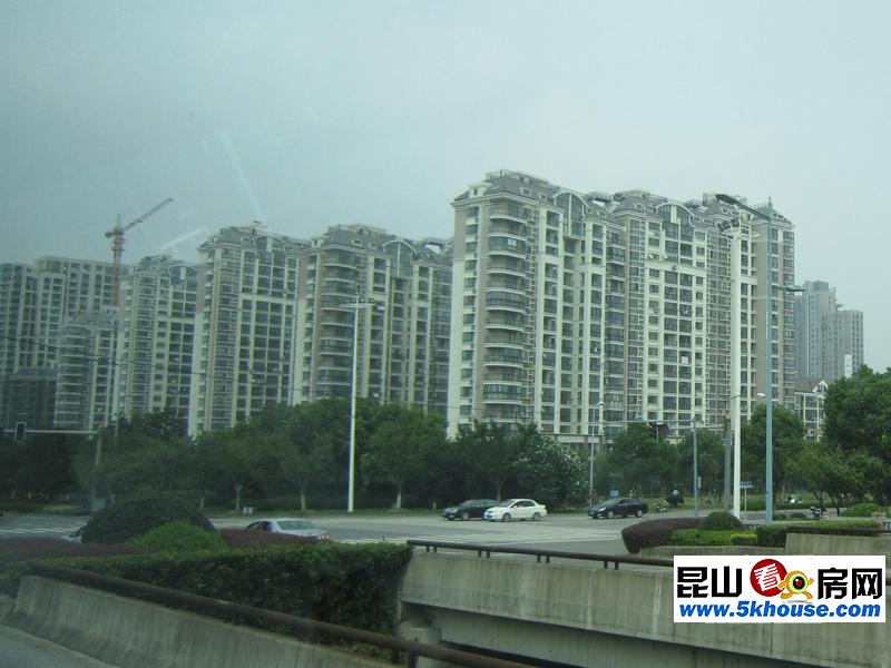 和兴东城 精装修2房 双阳台 房型宽敞 舒适整洁 家居齐全 急租