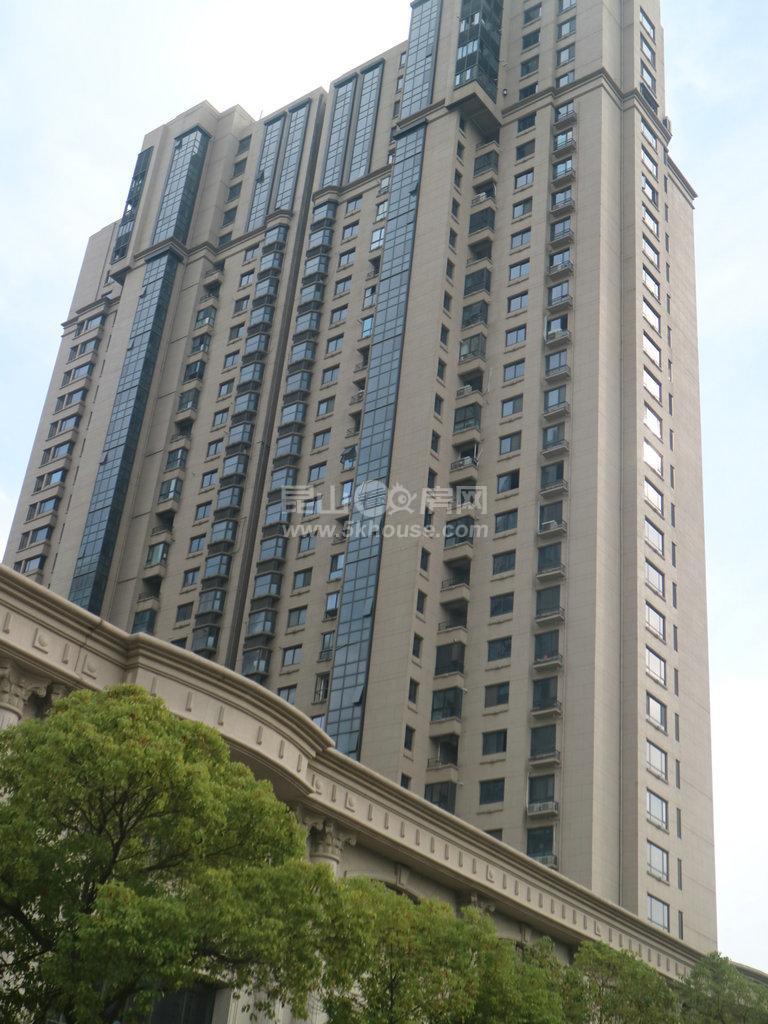 一流景观,低密度花园,弘辉首玺 290万 2室2厅2卫 毛坯
