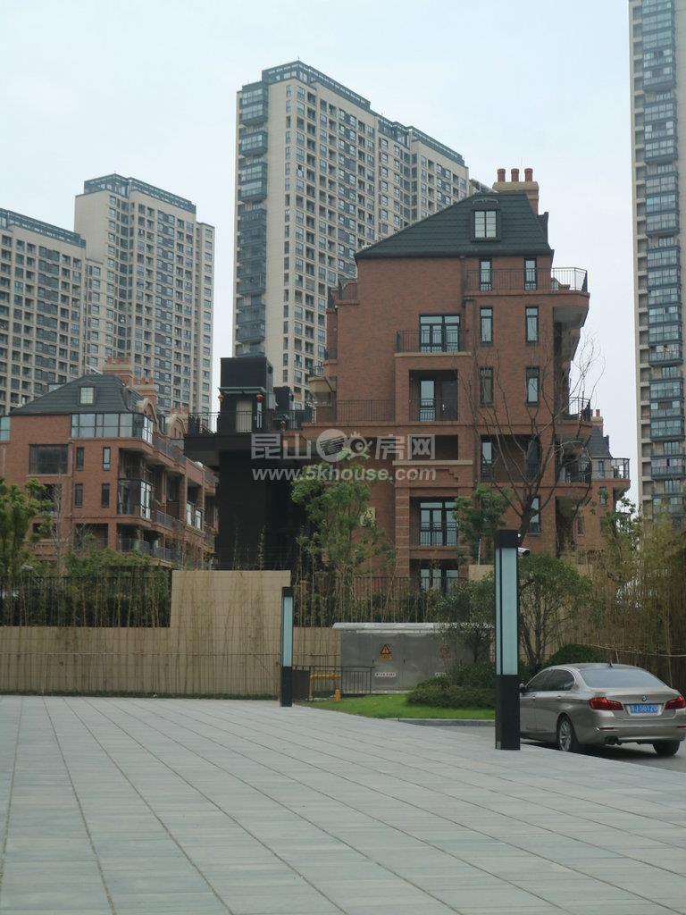 万科高品质社区,上海地铁直达家门口就是(商场公园学校)