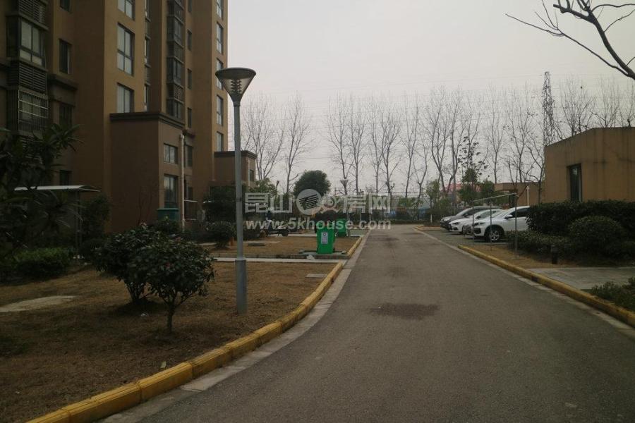 心泊荷花苑 采光好 精装修 房东急售