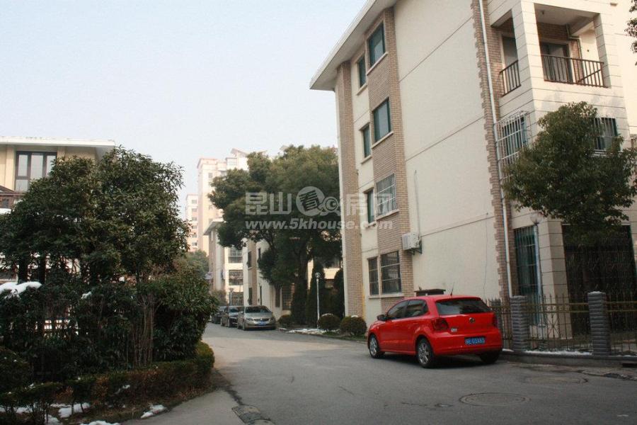 尚城国际花园 城北双学区房 九方商圈 叠加 双拼别墅低价出售 业主诚心卖